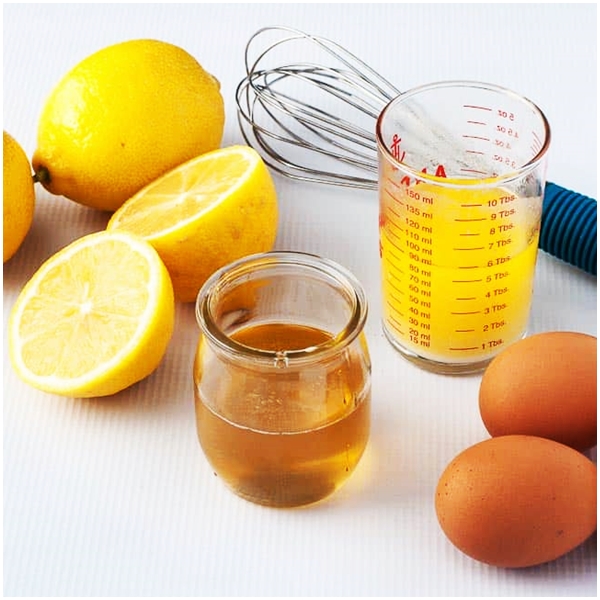 mixtures of honey and lemon